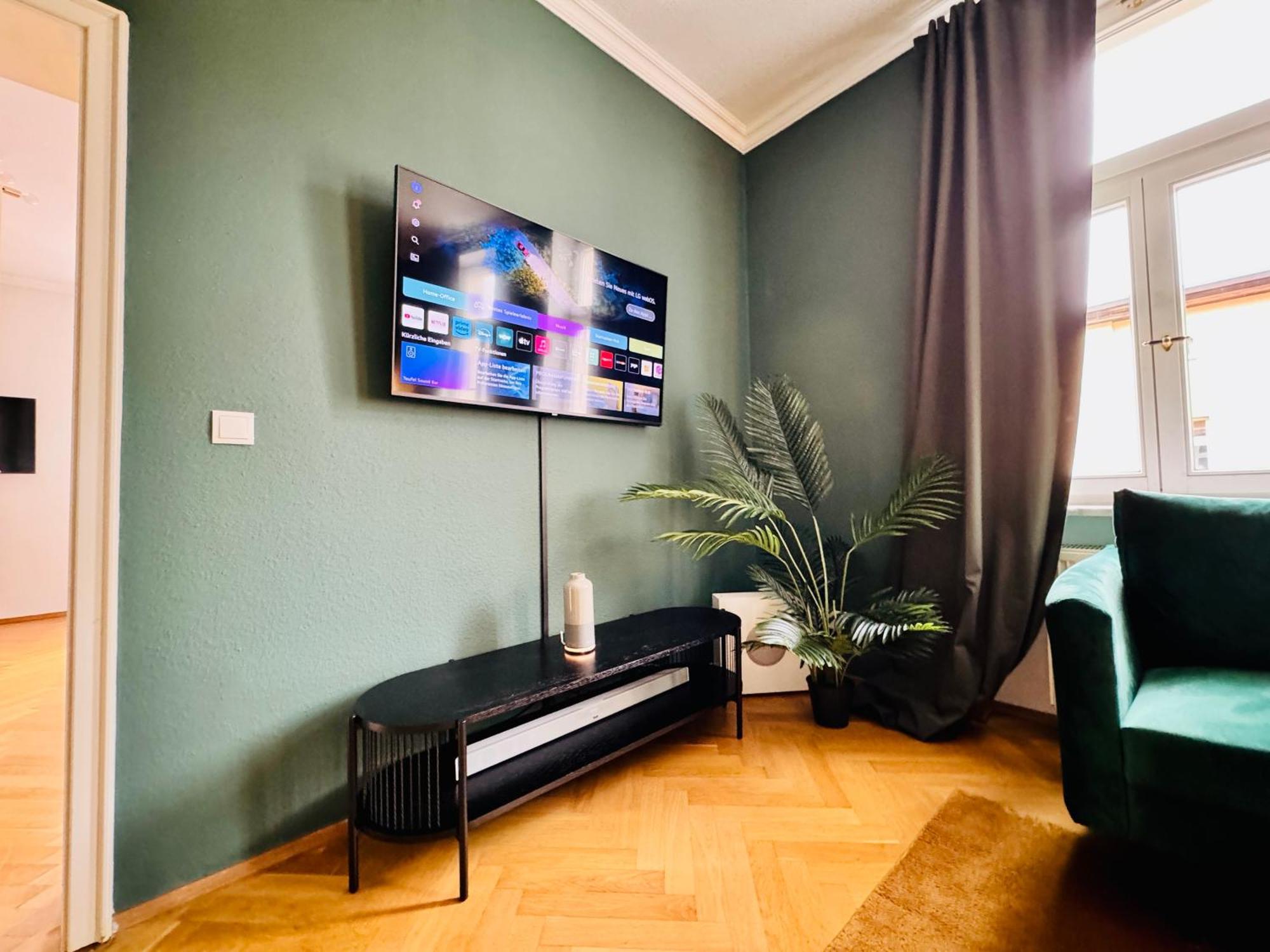 Rebelrents #4 Design Trifft Komfort - Einzigartiges Ferienapartment In Der Nahe Des Hauptbahnhofs Хале Екстериор снимка