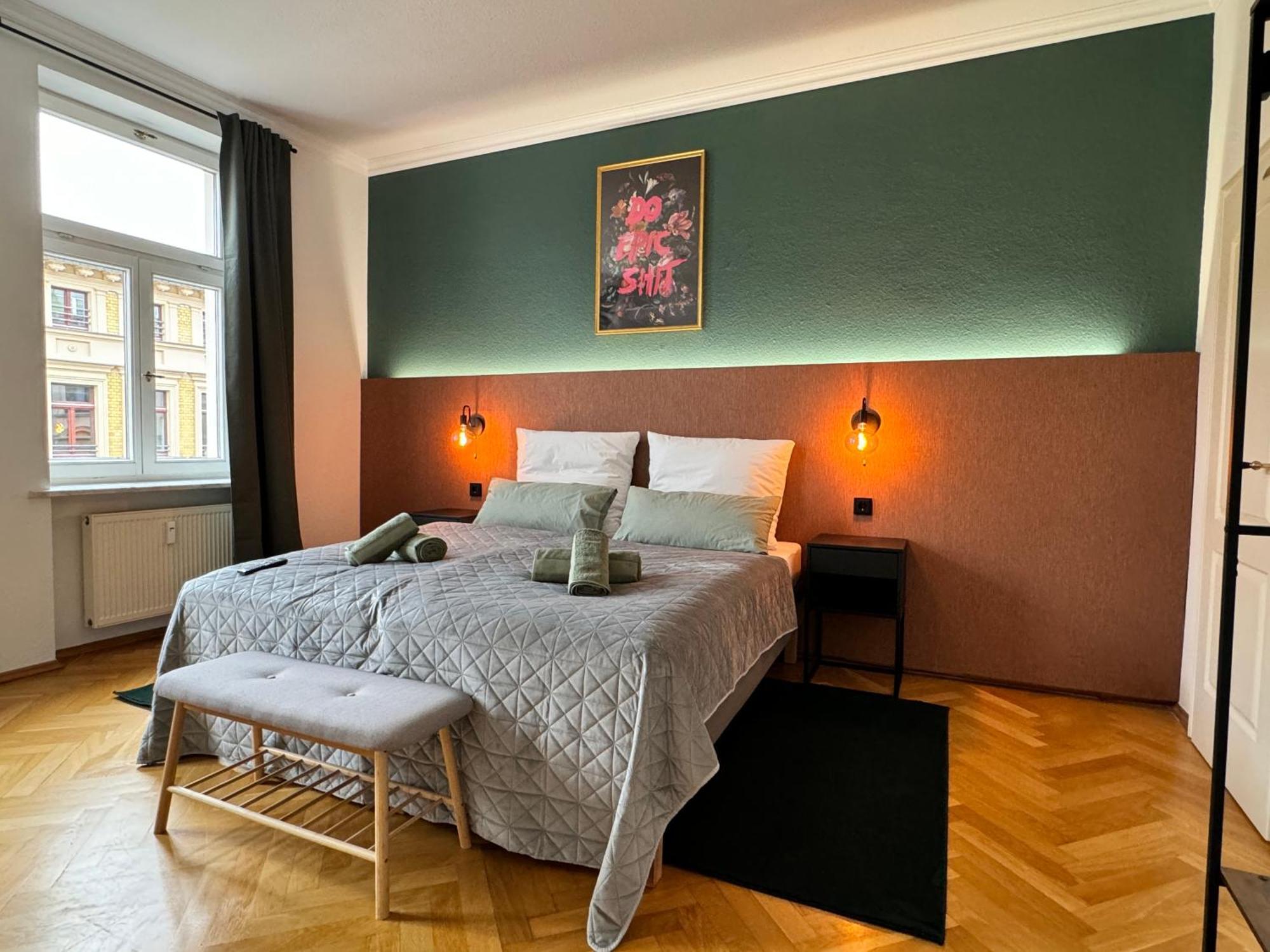 Rebelrents #4 Design Trifft Komfort - Einzigartiges Ferienapartment In Der Nahe Des Hauptbahnhofs Хале Екстериор снимка